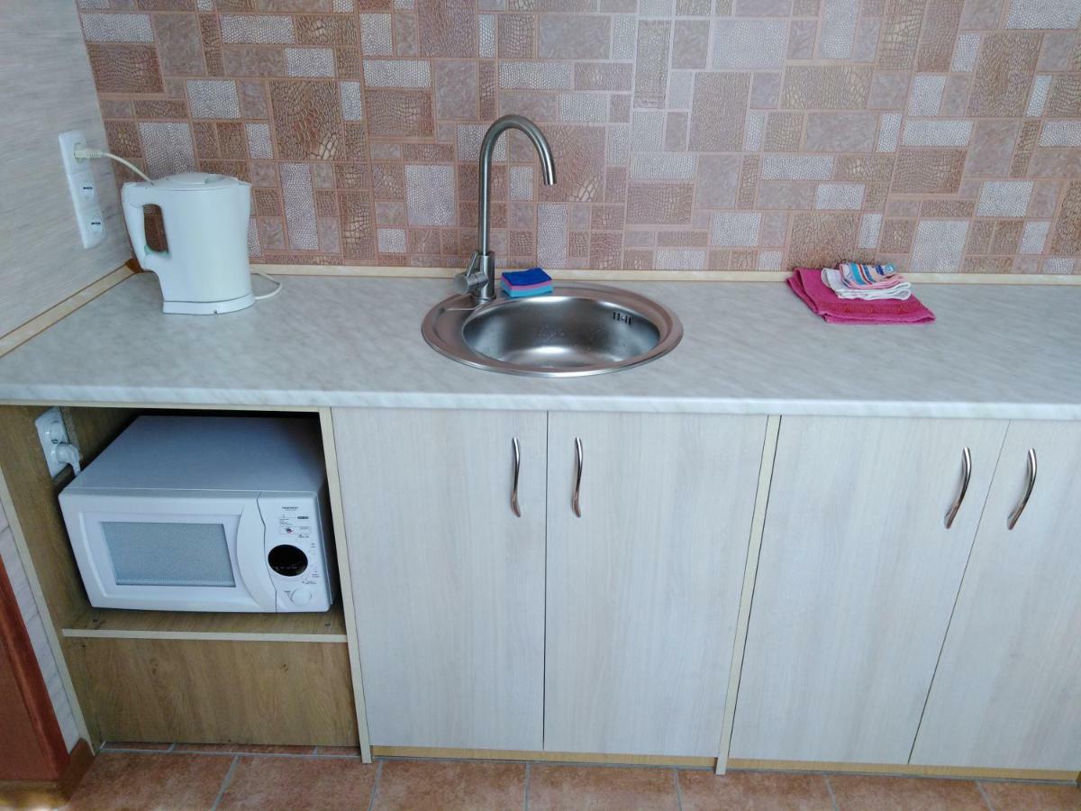 Apartament On Komarova 29 Вулиця Комарова 29 Apartman Kropivnickij Kültér fotó