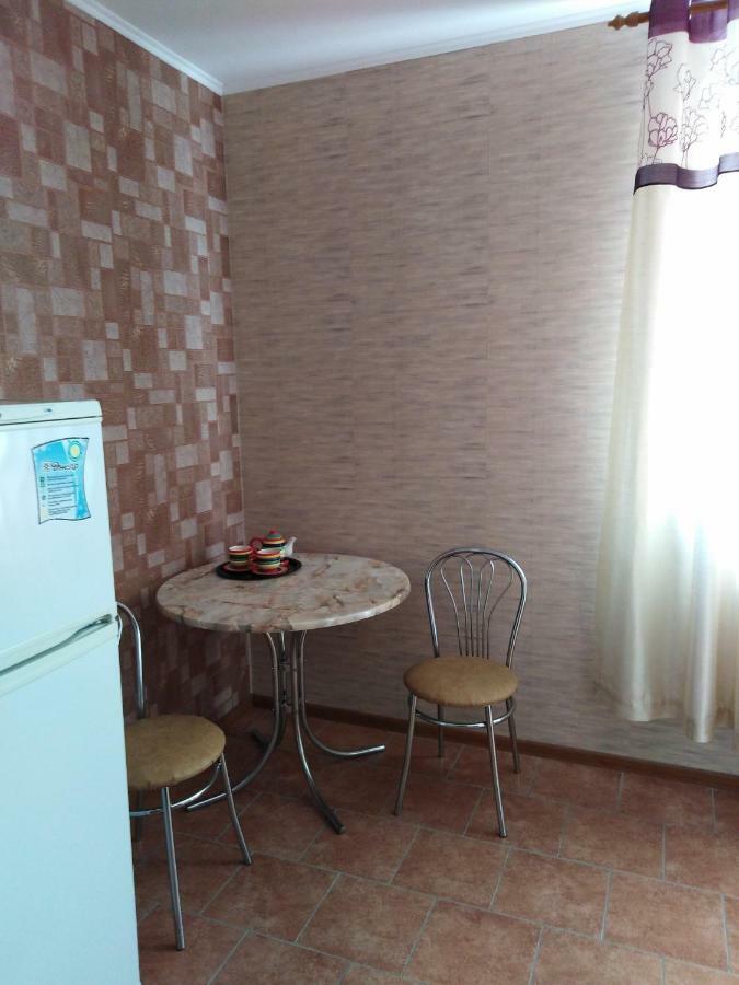 Apartament On Komarova 29 Вулиця Комарова 29 Apartman Kropivnickij Kültér fotó